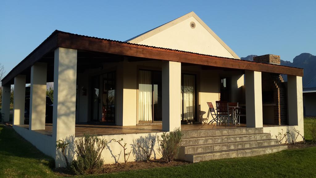 Paddabult Self Catering Cottages 파를 외부 사진