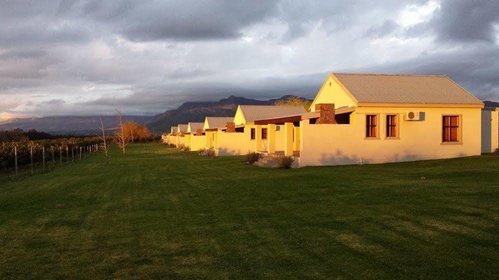 Paddabult Self Catering Cottages 파를 외부 사진